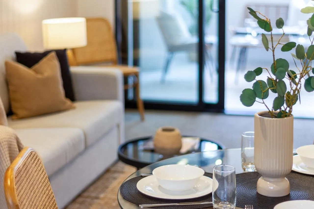 In The Heart Of It All: 2 Bed Cbd Townhouse Christchurch New Zealand