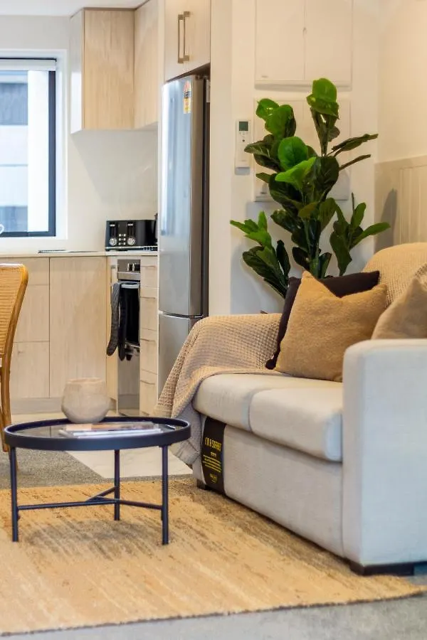 Apartment In The Heart Of It All: 2 Bed Cbd Townhouse Christchurch