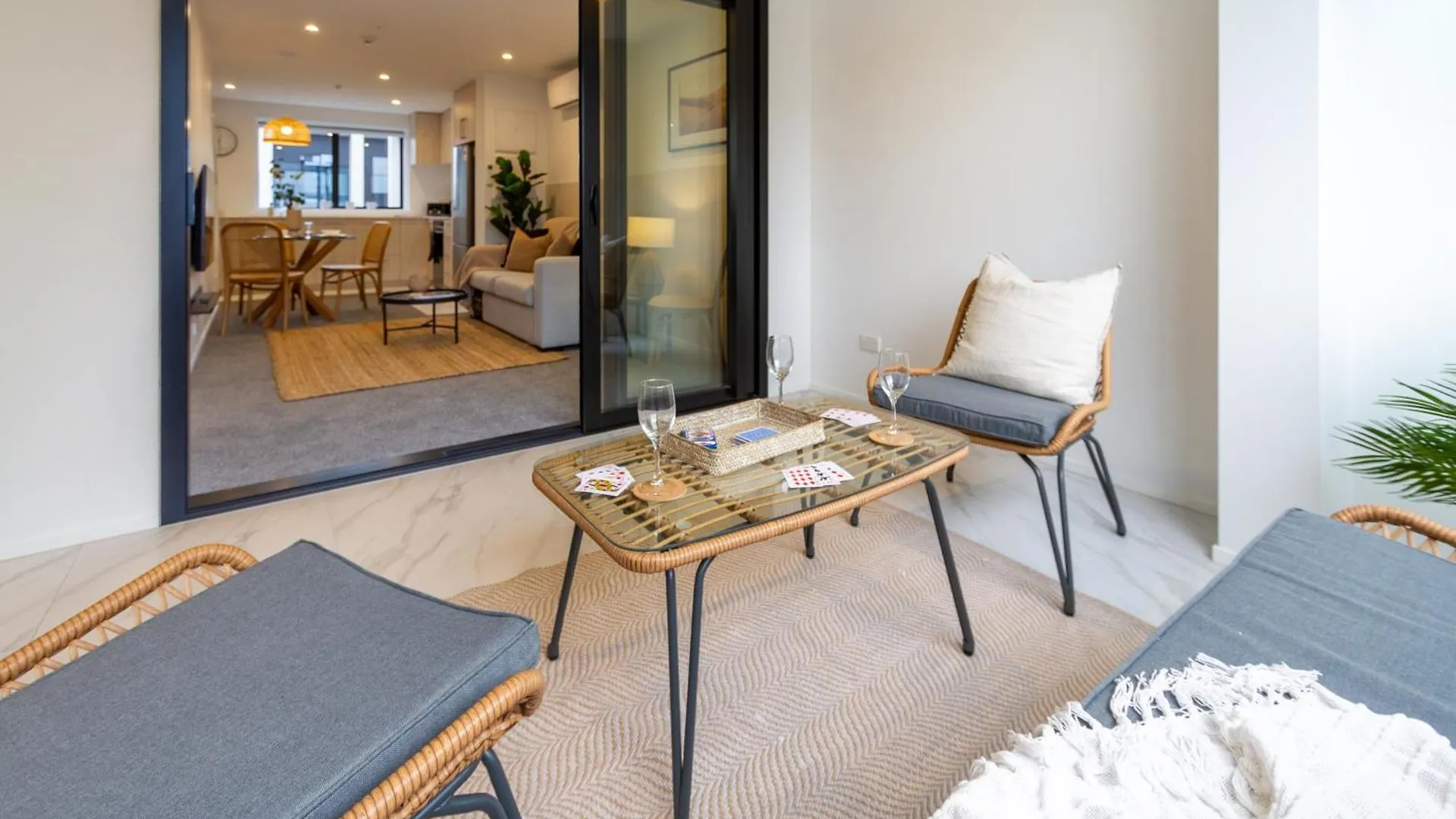 In The Heart Of It All: 2 Bed Cbd Townhouse Christchurch 0*,  New Zealand